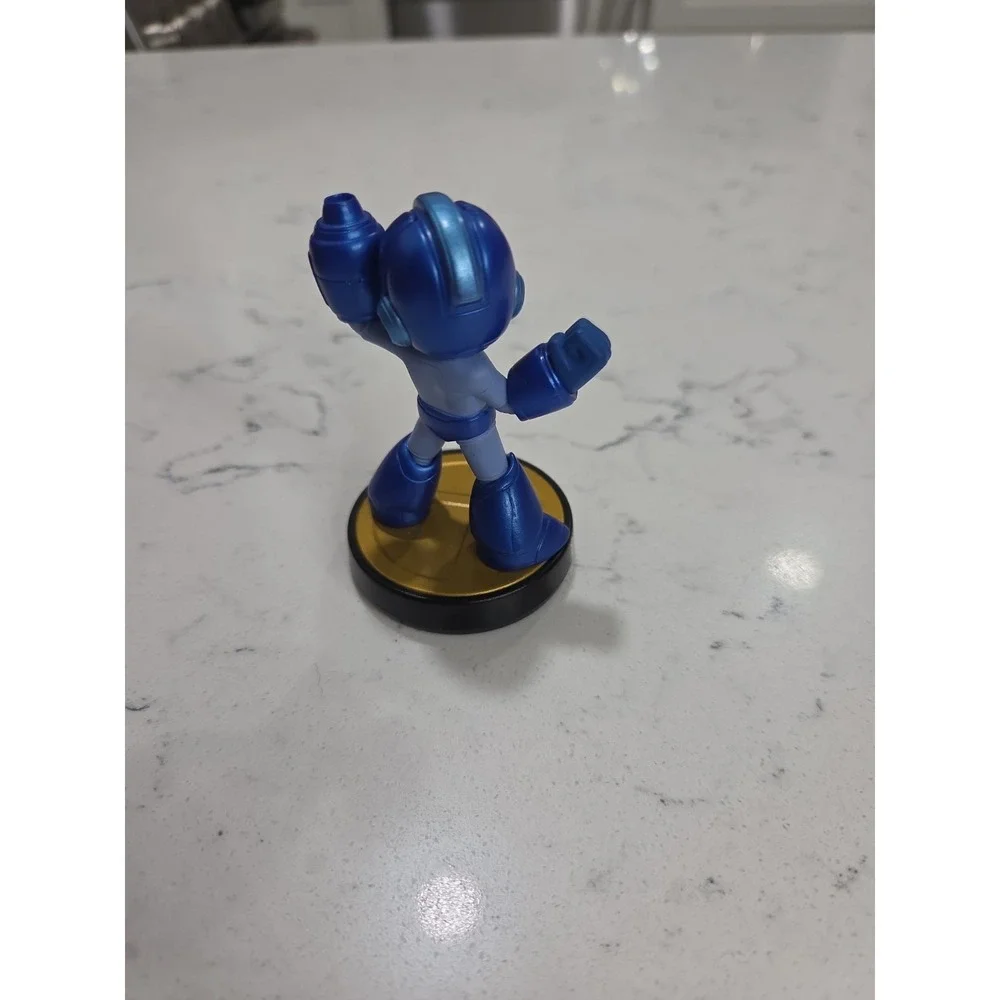 Mega Man Amiibo Super Smash Bros Figure Nintendo Switch 3DS Wii